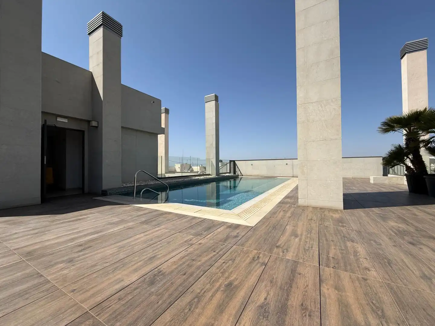 Piscina de Pis en venda en Alicante / Alacant amb Aire condicionat, Calefacció i Piscina comunitària