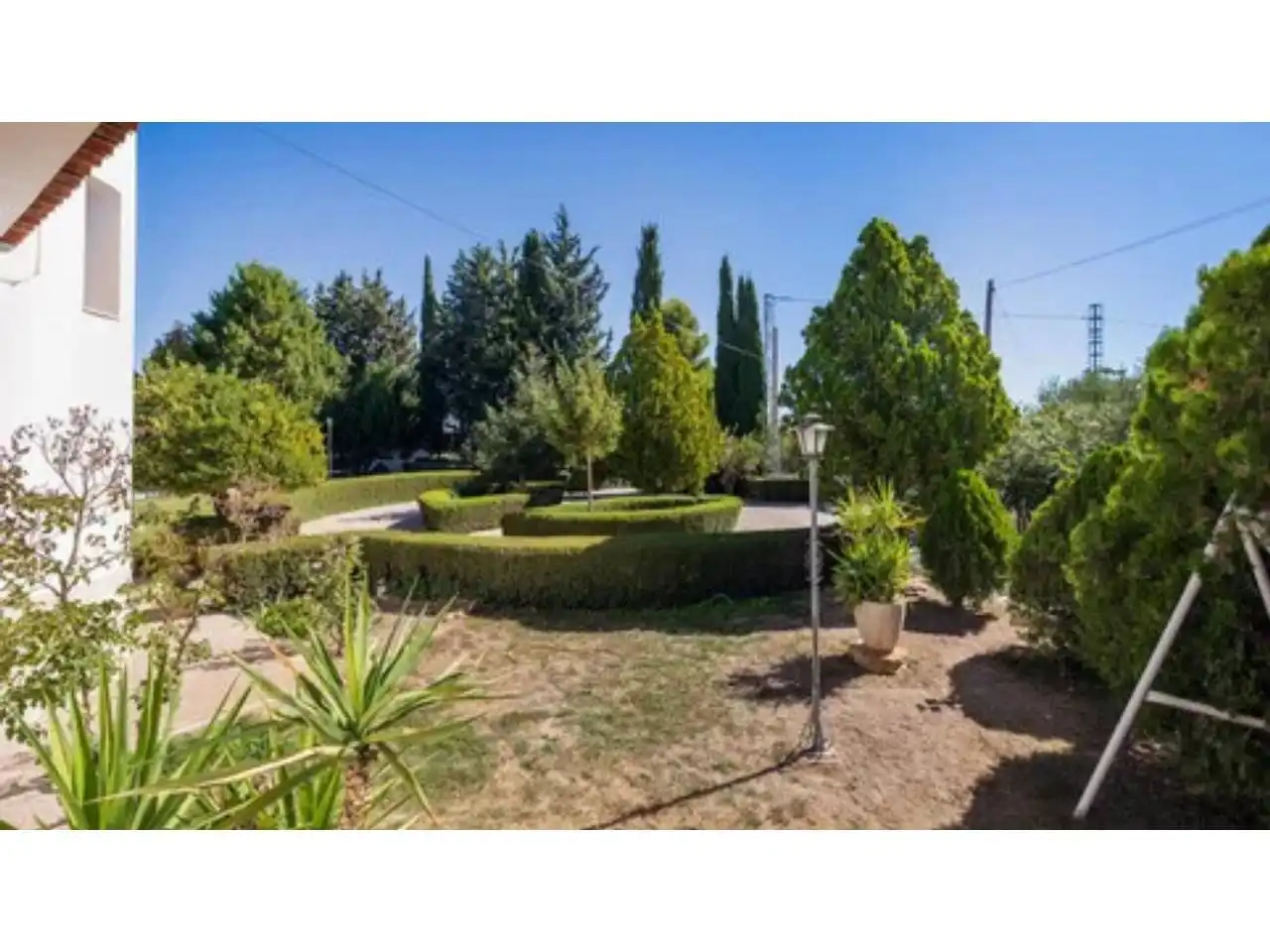 Jardí de Casa o xalet en venda en Baza amb Calefacció, Jardí privat i Terrassa