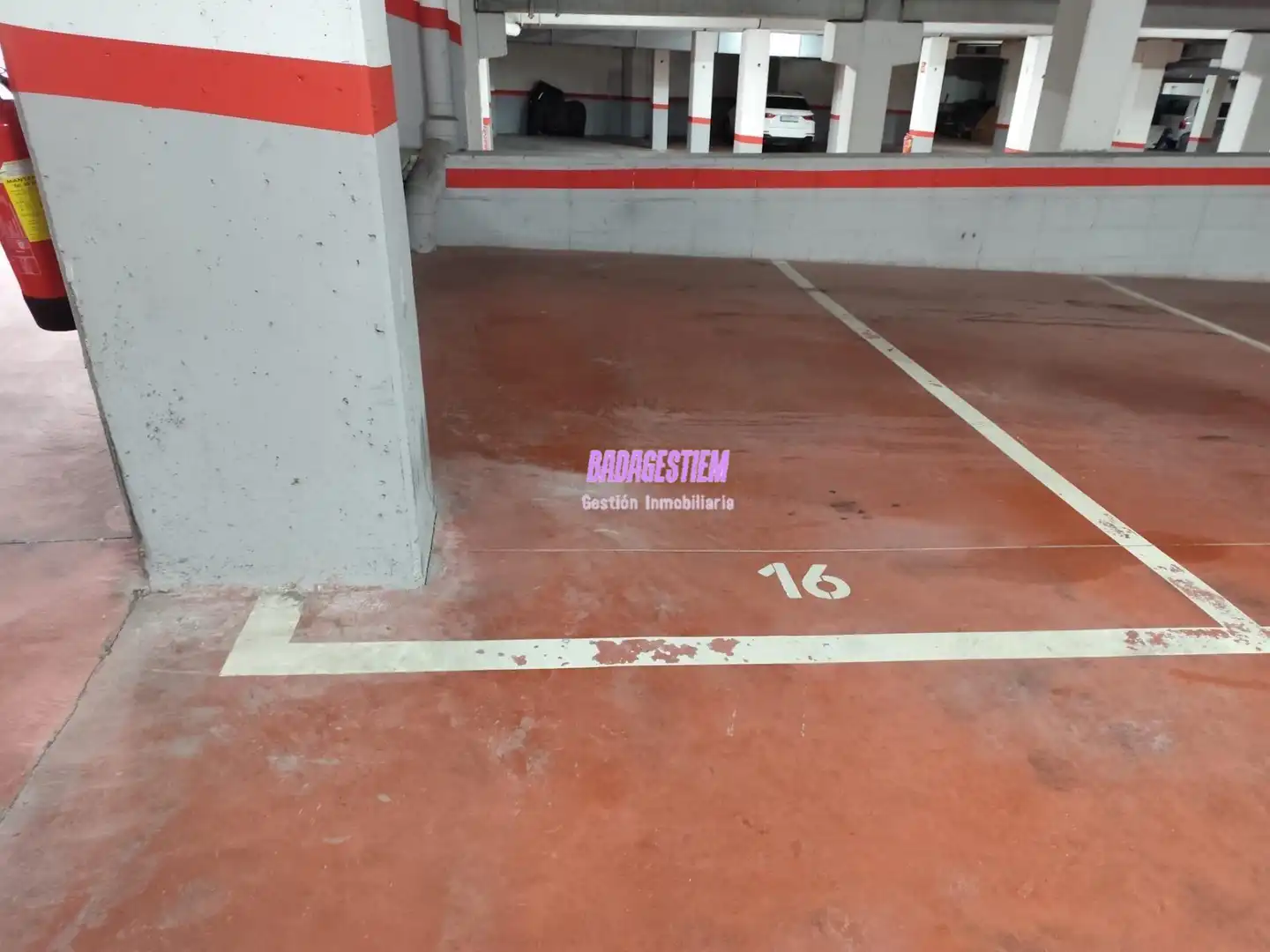 Parking de Garaje de alquiler en Badalona
