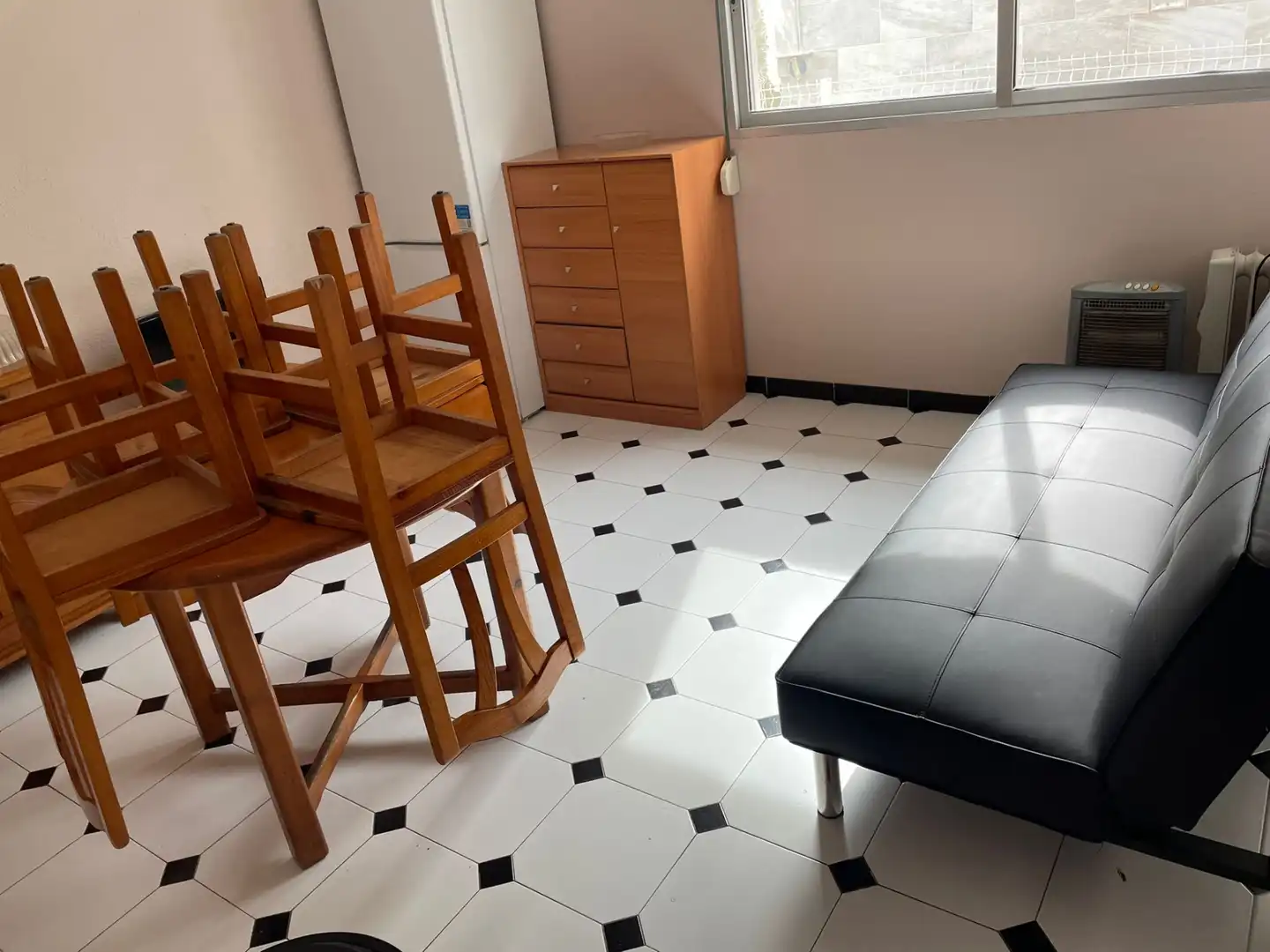 Habitación de Piso de alquiler en Tarragona con Calefacción, Amueblado y Horno