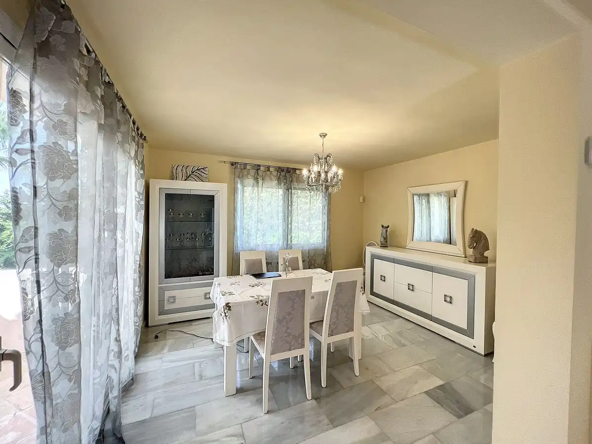 Comedor de Casa o chalet en venta en Mijas con Aire acondicionado, Calefacción y Jardín privado