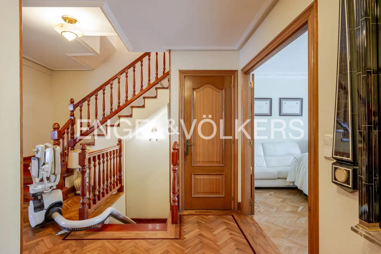 Casa adosada en venda en Donostia - San Sebastián  amb Calefacció, Jardí privat i Terrassa