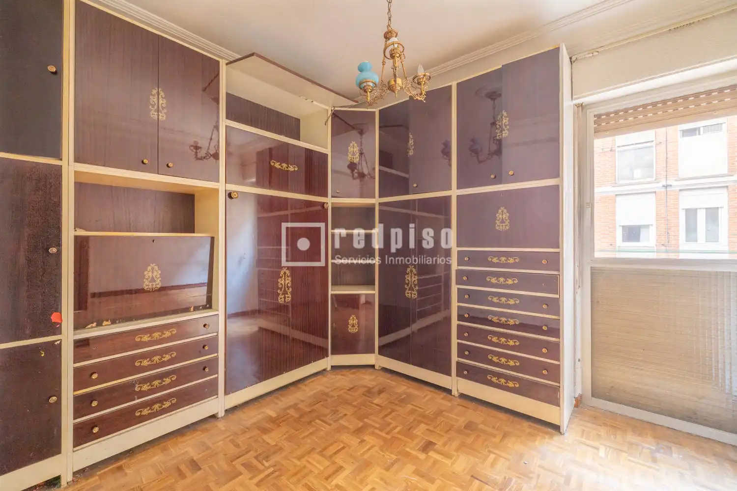 Habitación de Piso en venta en Madrid con Calefacción, Parquet y Terraza