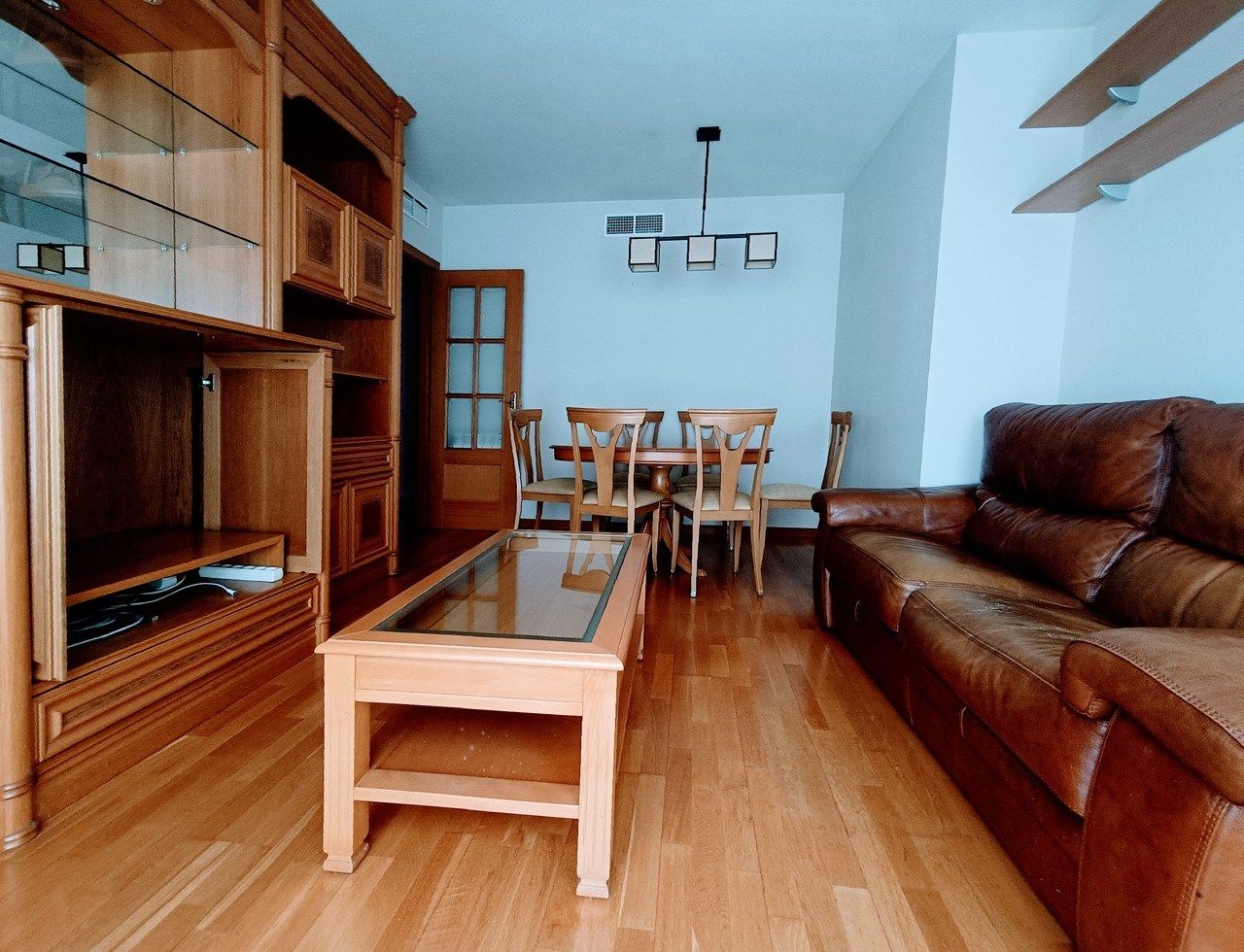 Living room of Flat to rent in  Madrid Capital  with Air Conditioner, Heating and Terrace