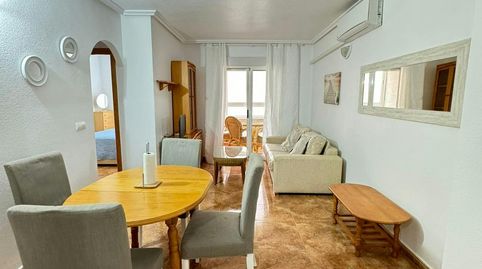 Foto 2 de Piso de alquiler en C. Joaquín Chapaprieta, El Molino, Torrevieja