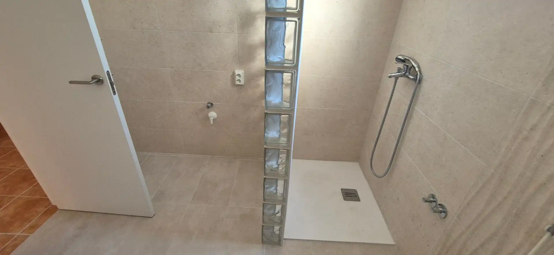 Bany de Casa o xalet en venda en Bellreguard amb Aire condicionat, Calefacció i Jardí privat
