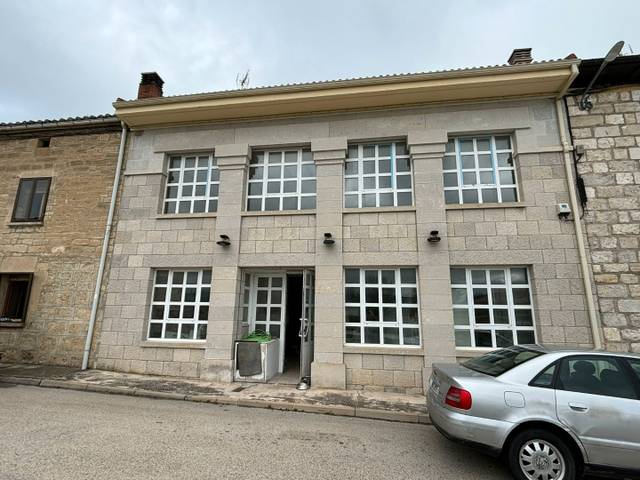 Casa-chalet en Venta en Calle San Juan de Ortega en Quintanaortuño