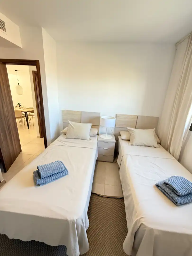 Habitación de Ático en venta en Orihuela con Aire acondicionado, Terraza y Trastero