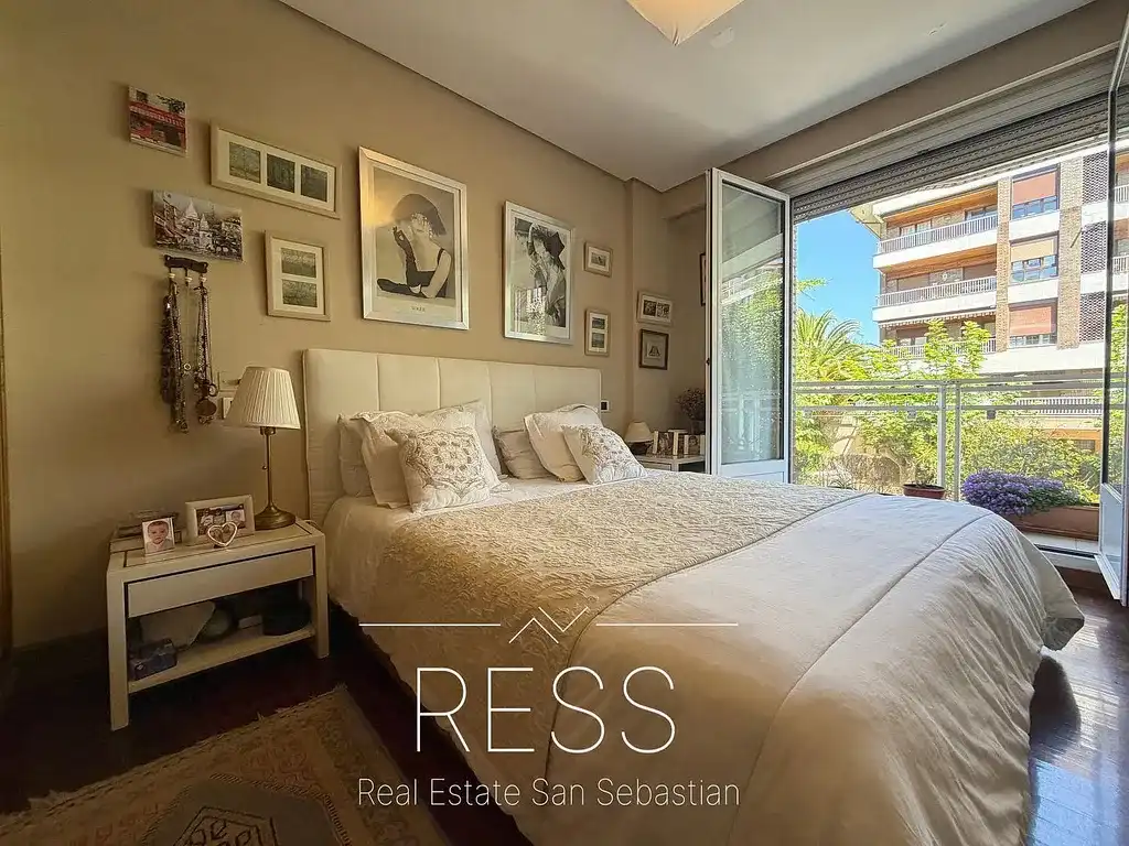 Schlafzimmer von Wohnung zum Verkauf in Donostia - San Sebastián  mit Heizung, Privatgarten und Terrasse