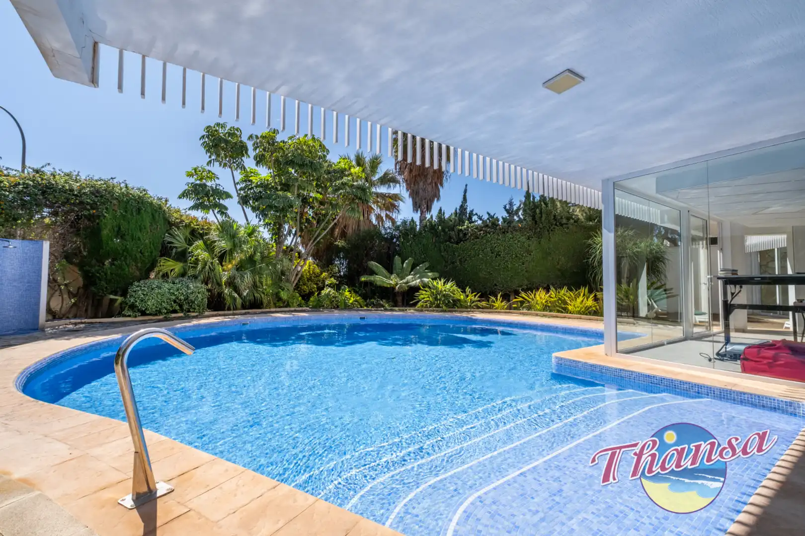 Piscina de Casa o chalet en venta en Alicante / Alacant con Aire acondicionado, Calefacción y Jardín privado