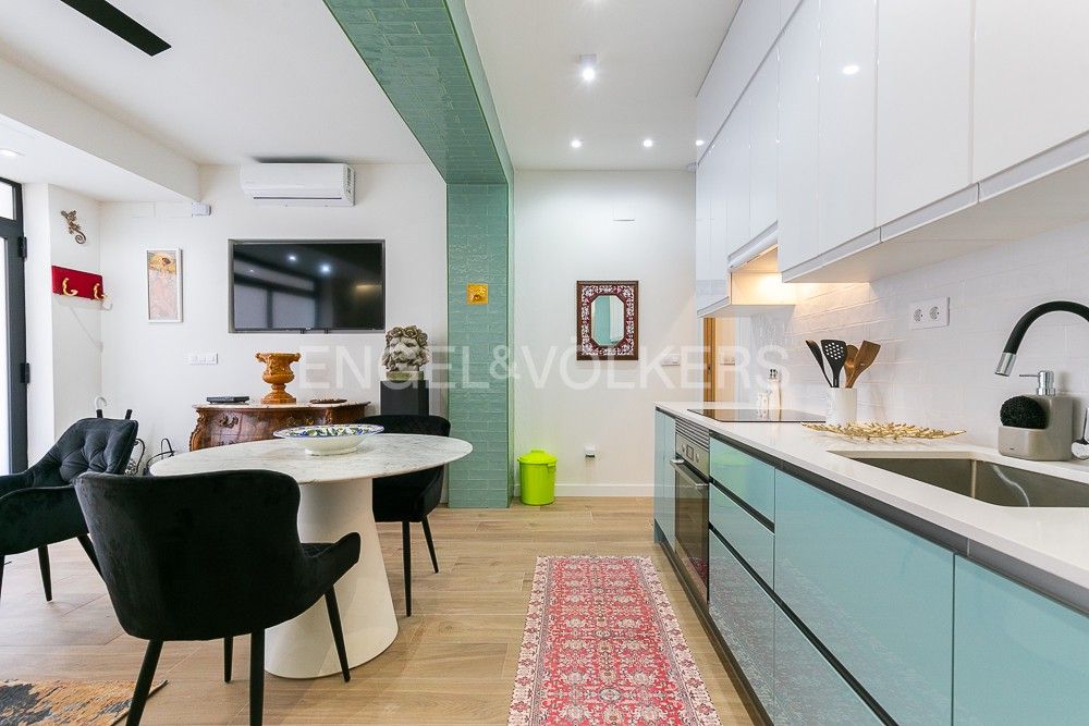 Kitchen of Apartment to rent in  Valencia Capital  with Air Conditioner, Heating and Furnished