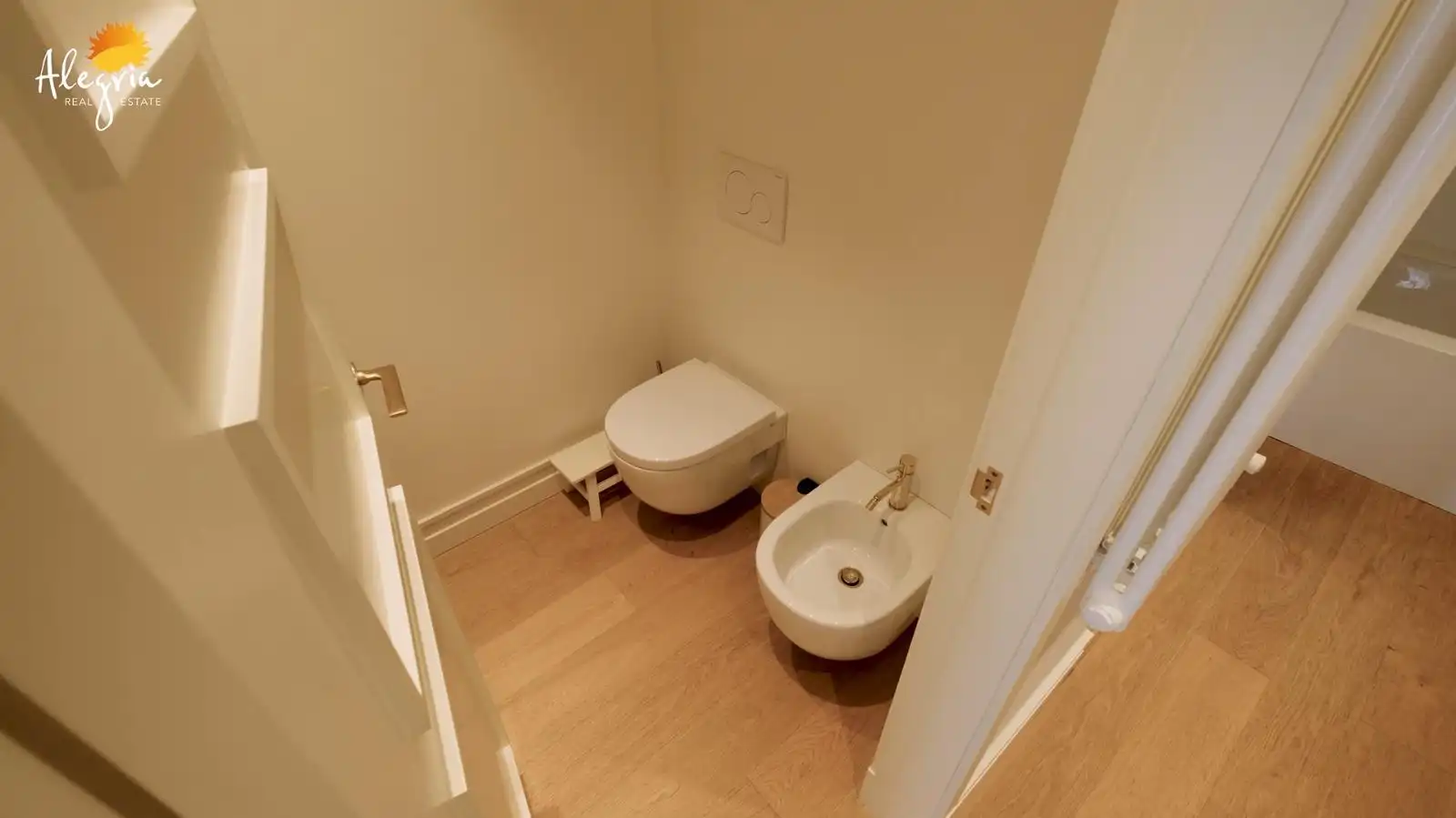 Bany de Apartament en venda en Valencia amb Aire condicionat, Calefacció i Parquet
