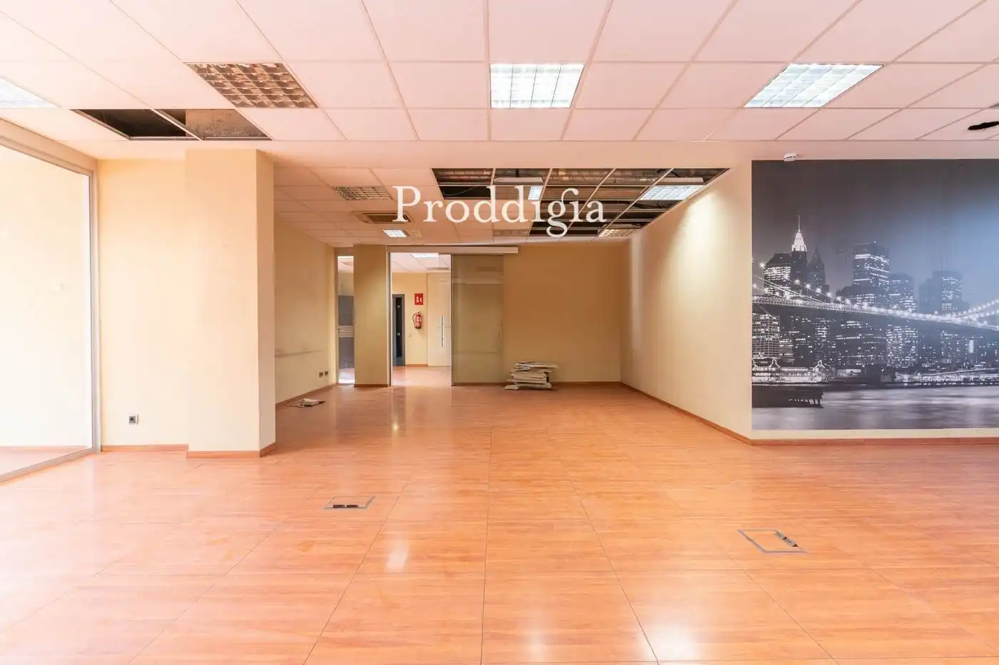 Büro zur Miete in Sant Cugat del Vallès mit Klimaanlage und Heizung