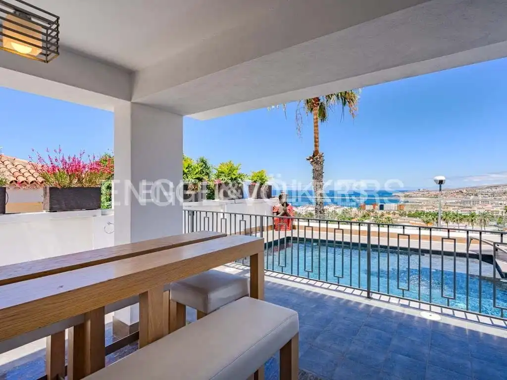 Casa con piscina in vendita a Costa Adeje, imagen 5