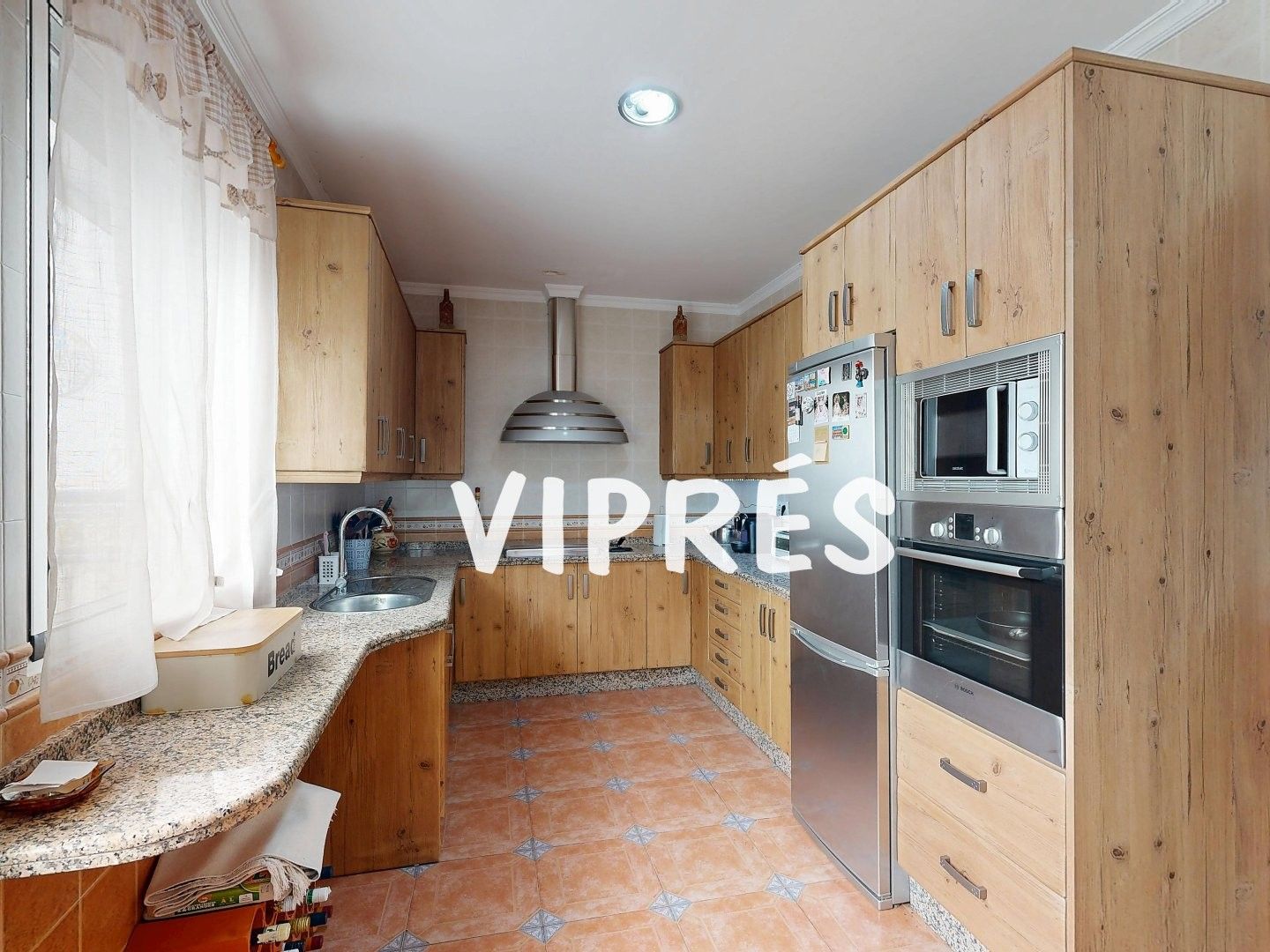 Kitchen of House or chalet for sale in Arroyo de San Serván  with Air Conditioner, Heating and Terrace