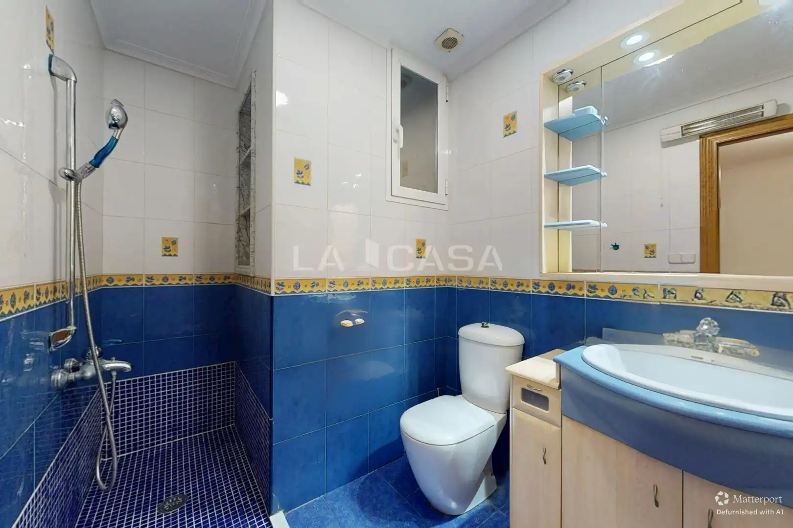 Baño de Piso en venta en Valencia con Terraza