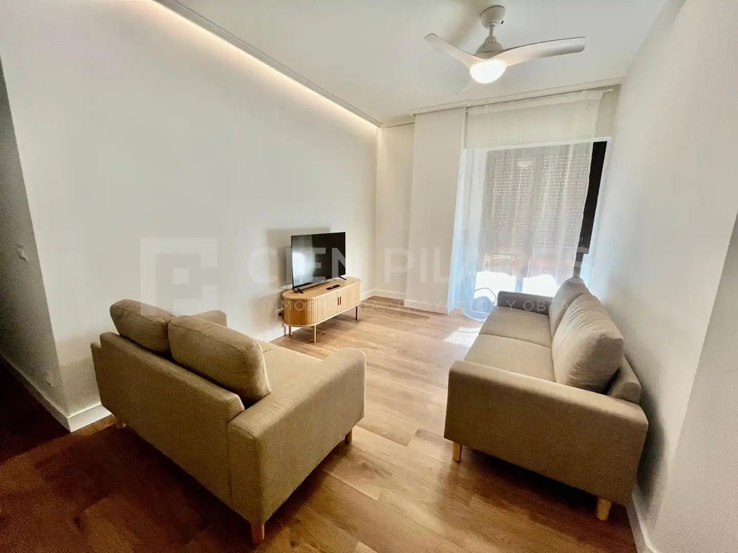 Room in C/ SAN ANTON, Gran Via