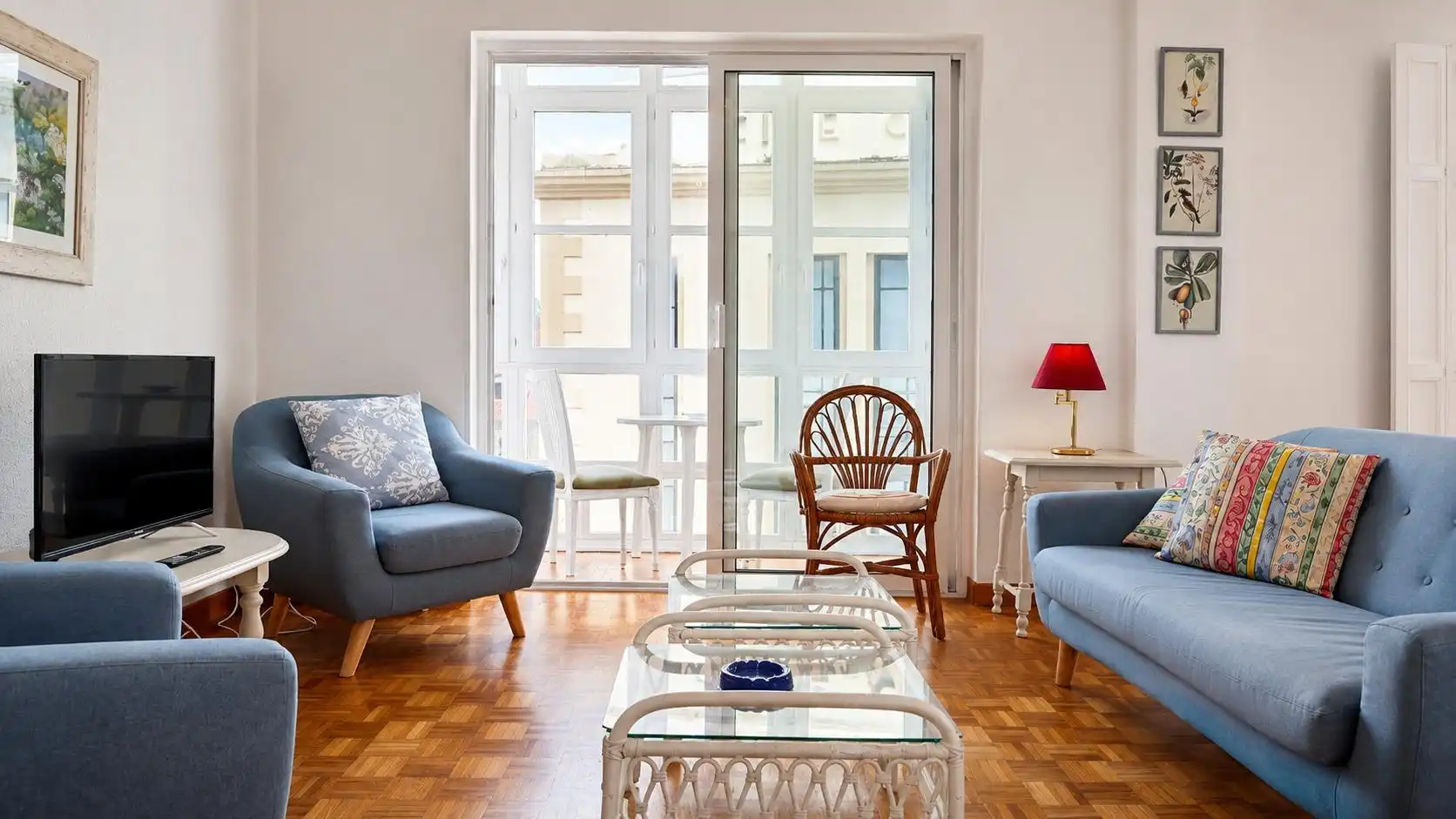 Sala de estar de Piso en venta en Comillas (Cantabria) con Calefacción
