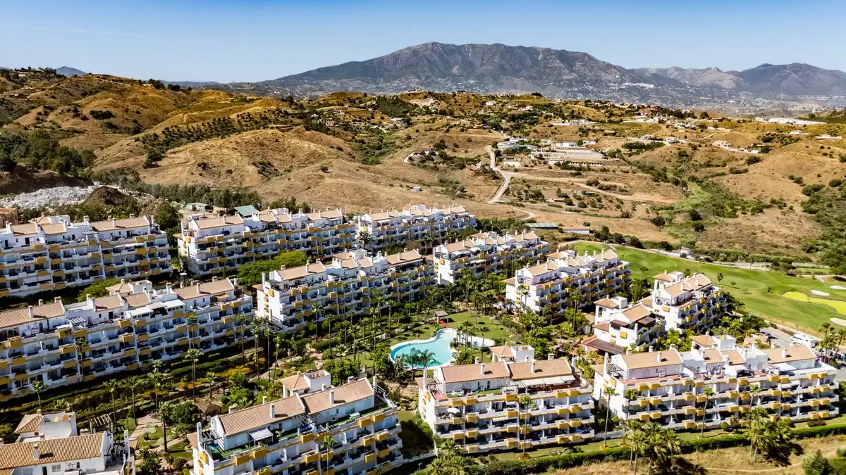 Vista exterior de Planta baja en venta en Mijas con Aire acondicionado, Calefacción y Terraza