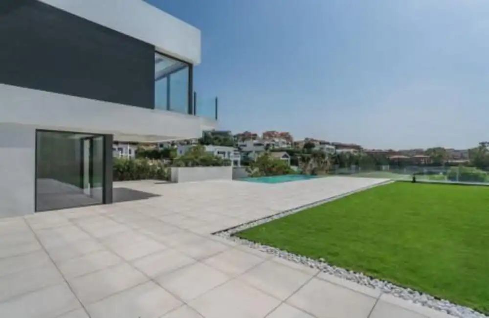 Terrassa de Casa o xalet de lloguer en Benahavís amb Aire condicionat, Jardí privat i Terrassa
