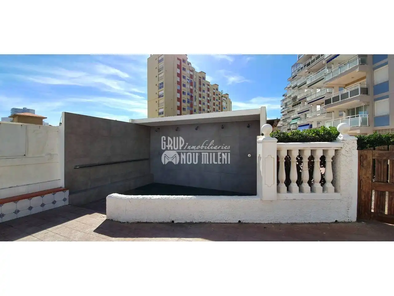 Vista exterior de Apartamento de alquiler en Valencia con Aire acondicionado, Terraza y Trastero