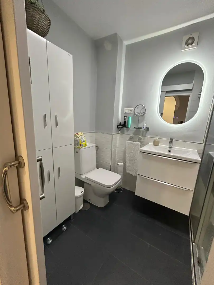 Badezimmer von Wohnung zum Verkauf in Utrera