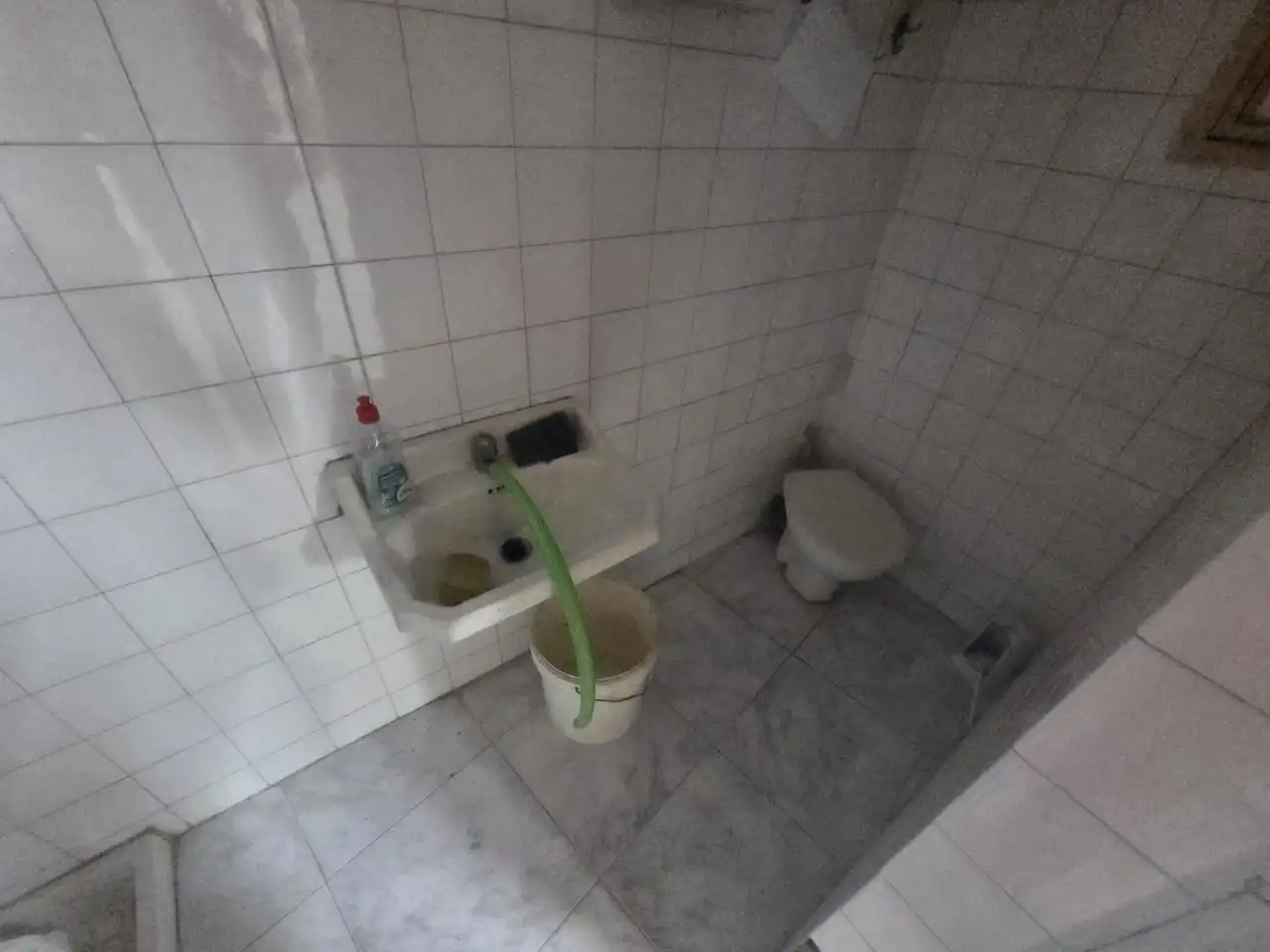 Badezimmer von Geschaftsraum zur Miete in Bonavista