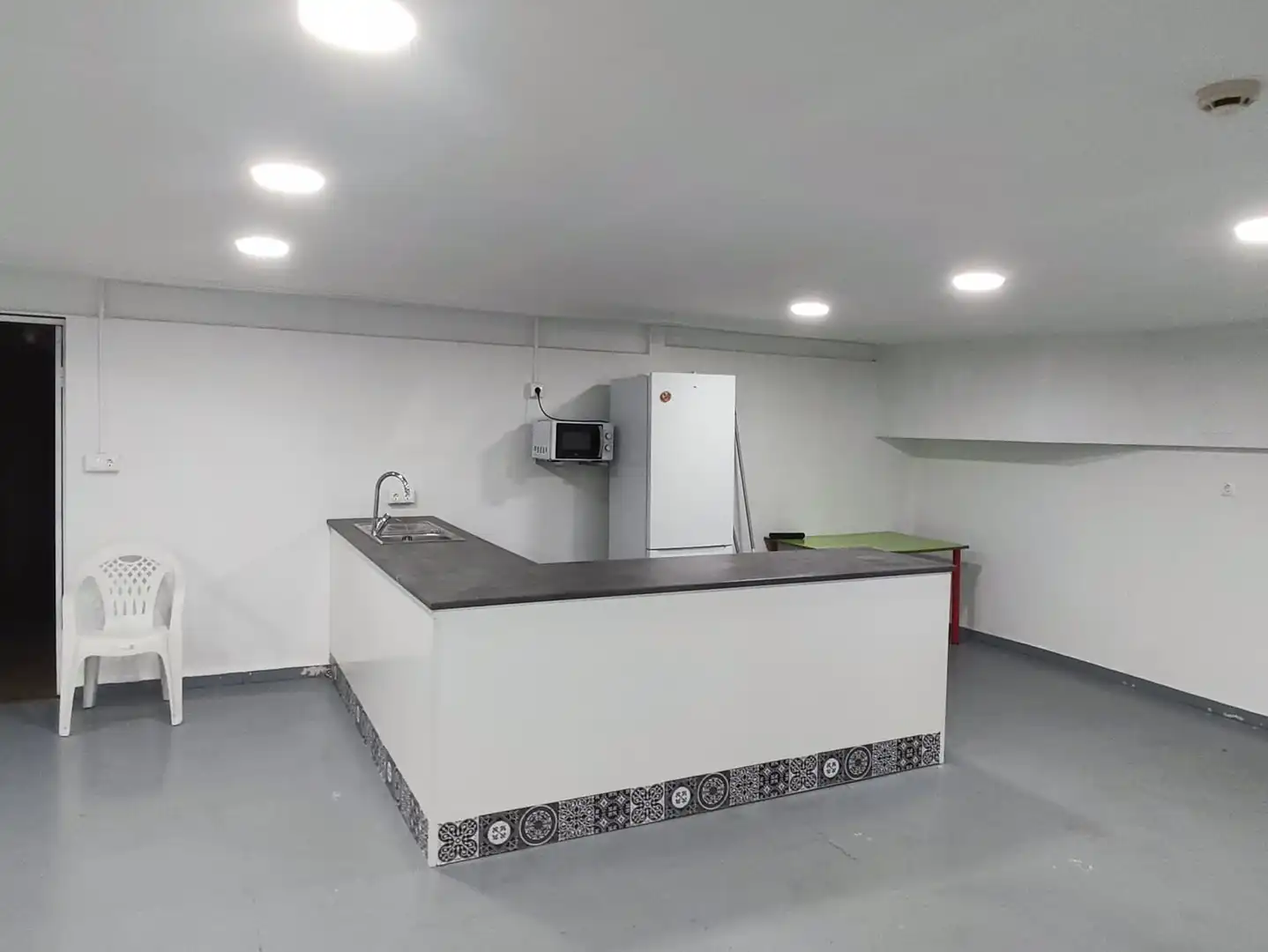 Cocina de Piso en venta en Alicante / Alacant con Aire acondicionado, Terraza y Trastero