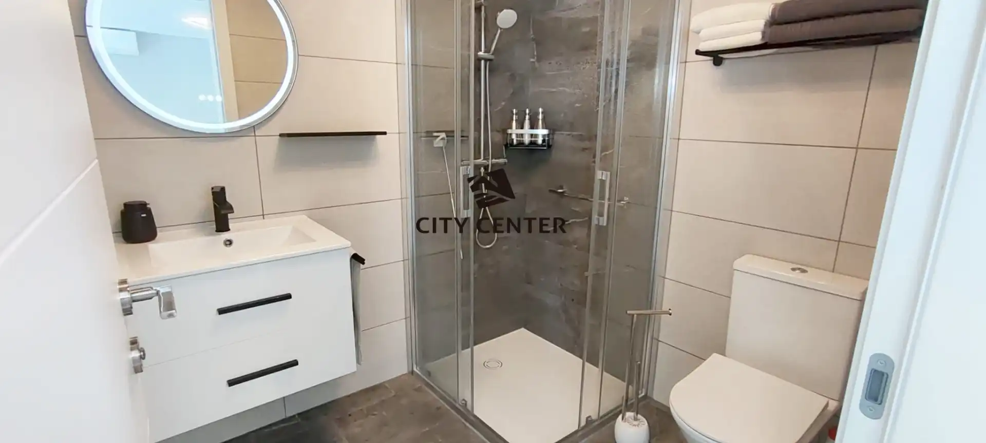 Bathroom of Houses for sale in Arico  with Private garden, Terrace and Furnished