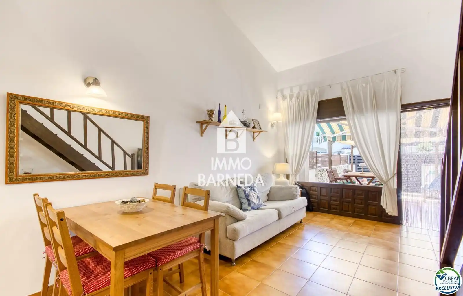 Vista exterior de Casa o chalet en venta en Empuriabrava con Terraza, Amueblado y Horno