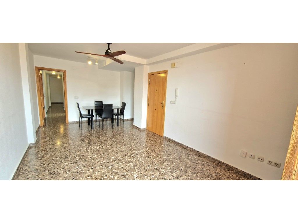 Esszimmer von Dachboden zum Verkauf in Sagunto / Sagunt mit Terrasse und Balkon