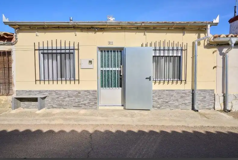 Vista exterior de Casa o xalet en venda en Pedraza de Alba