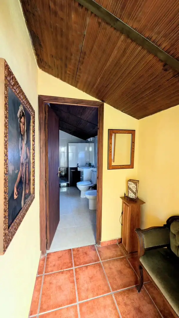 Bany de Casa o xalet en venda en Elche / Elx amb Aire condicionat, Calefacció i Jardí privat