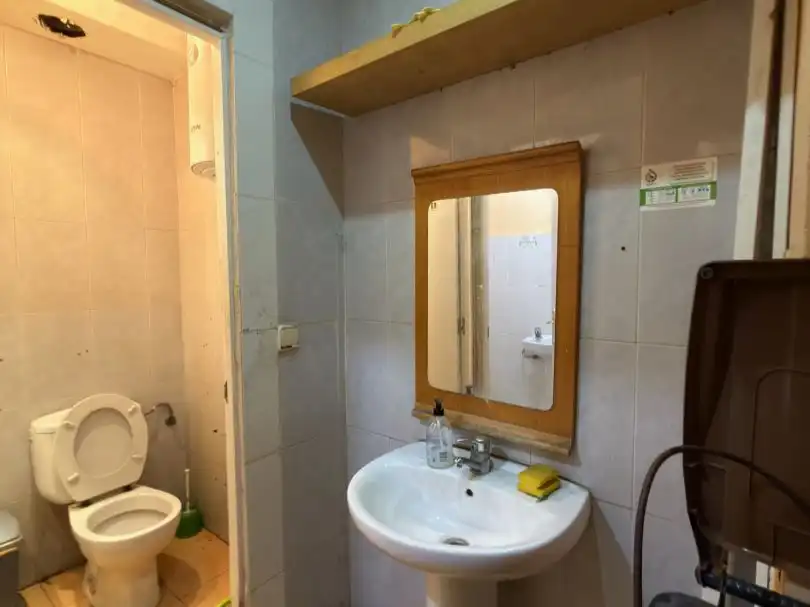 Baño de Local de alquiler en Madrid