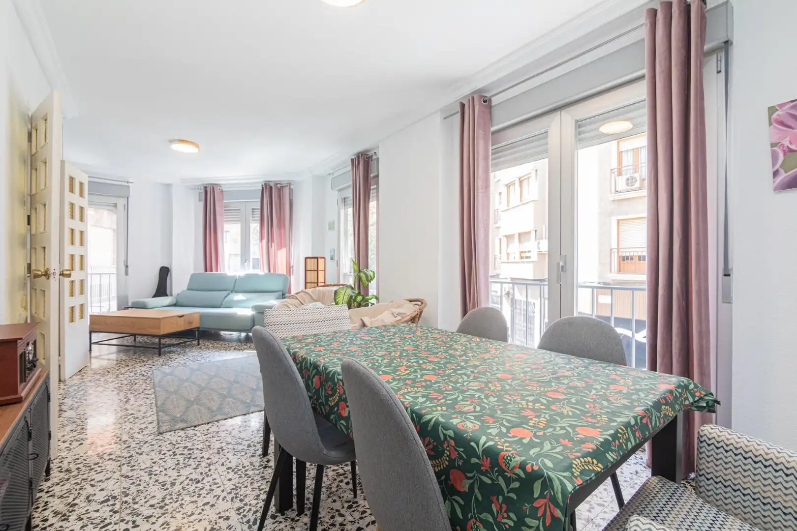 Comedor de Piso en venta en Elche / Elx con Balcón