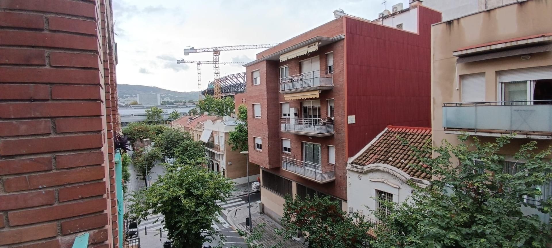 Vista exterior de Pis en venda en  Barcelona Capital amb Parquet