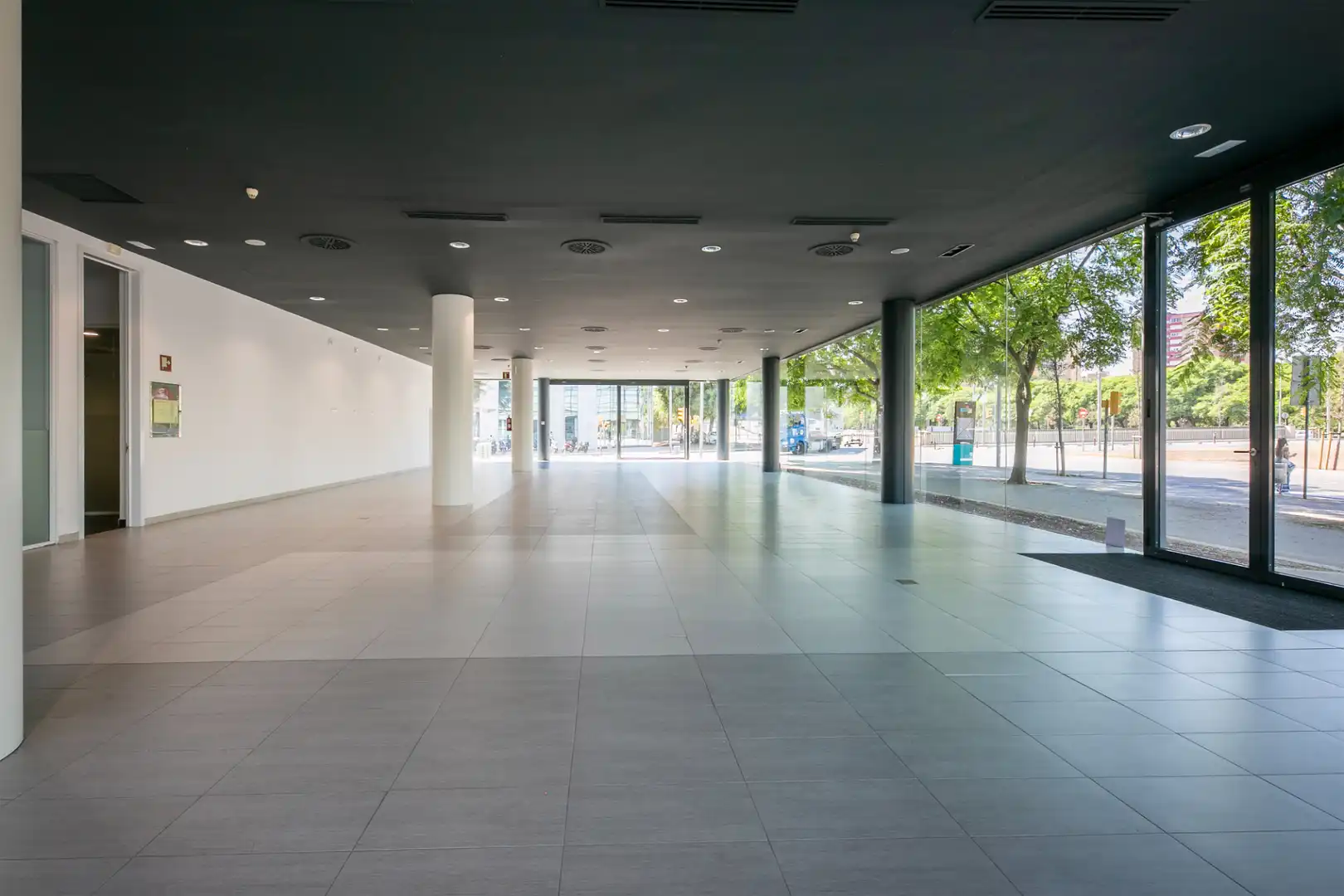 Mixt residencial amb ascensor de lloguer a Avinguda de la Granvia de l’Hospitalet, imagen 11