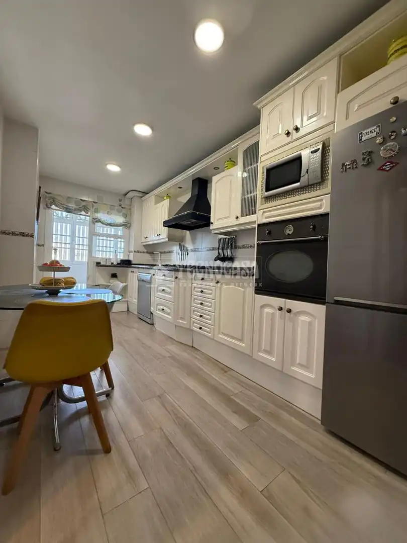 Cocina de Piso en venta en Málaga con Aire acondicionado y Terraza