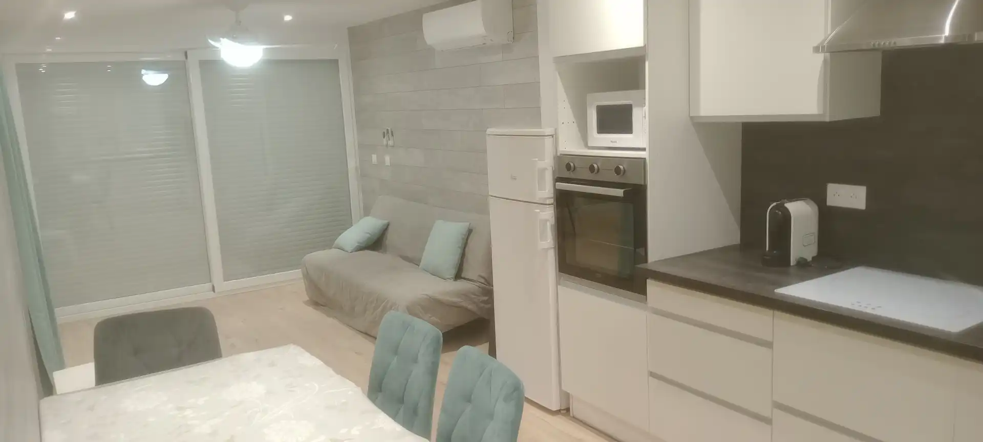 Cocina de Apartamento en venta en Castelló d'Empúries con Aire acondicionado, Calefacción y Terraza