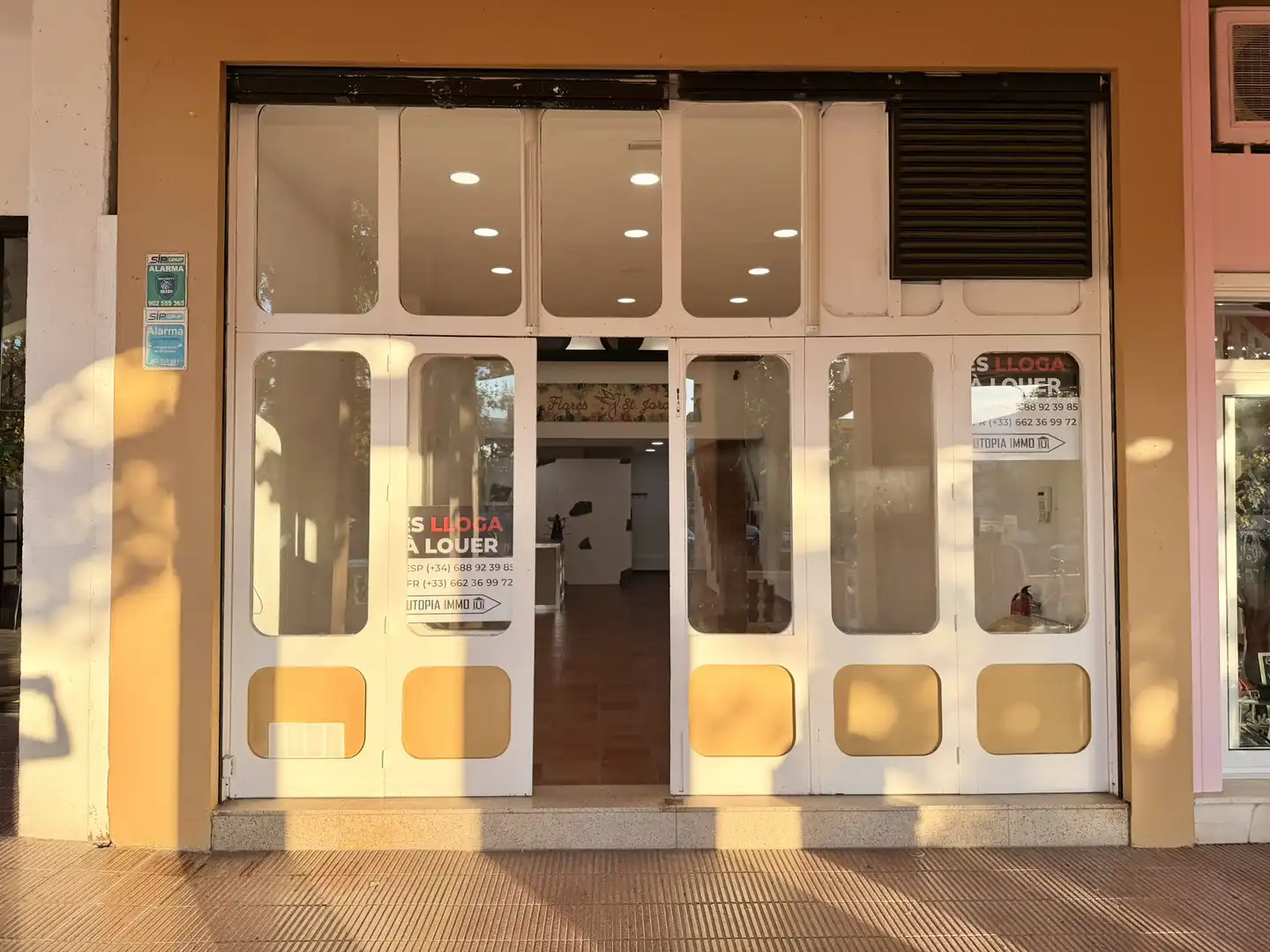 Local commercial à louer à Muga - Gran Reserva - Badia