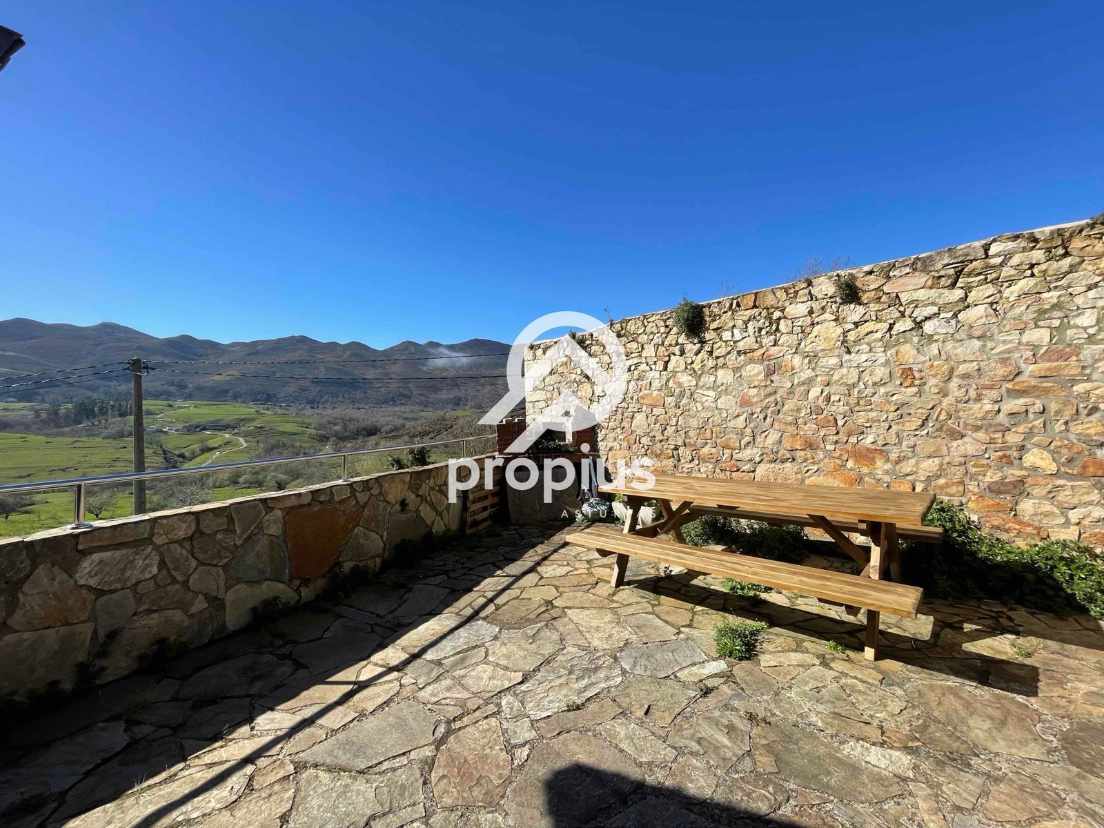 Terrace of House or chalet for sale in Llanes  with Heating, Parquet flooring and Terrace