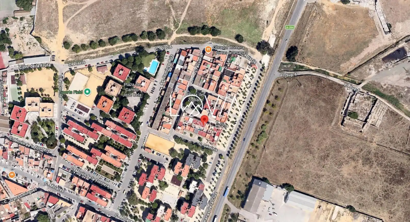 Vista exterior de Casa adosada en venda en Utrera