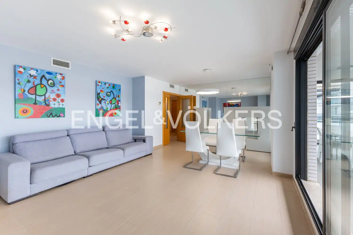 Wohnzimmer von Wohnung zur Miete in Sagunto / Sagunt mit Klimaanlage, Heizung und Privatgarten