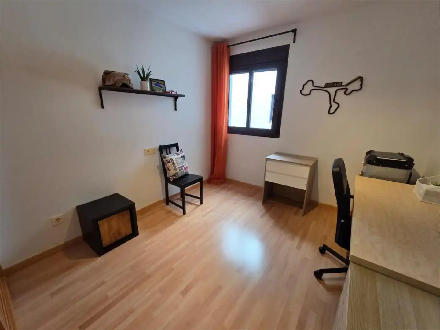 Habitación de Piso en venta en Monda con Parquet y Amueblado