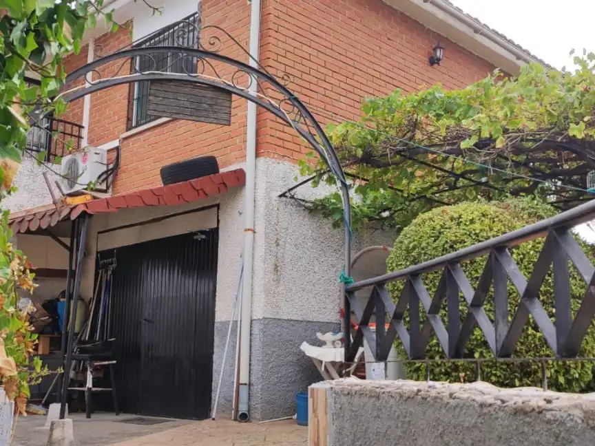 Xalet amb jardí en venda a Saucedoso 218A, imagen 2