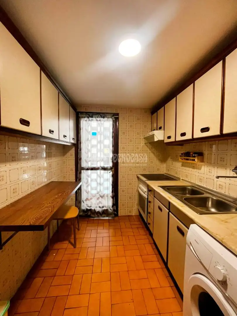 Cocina de Piso en venta en Utebo con Balcón