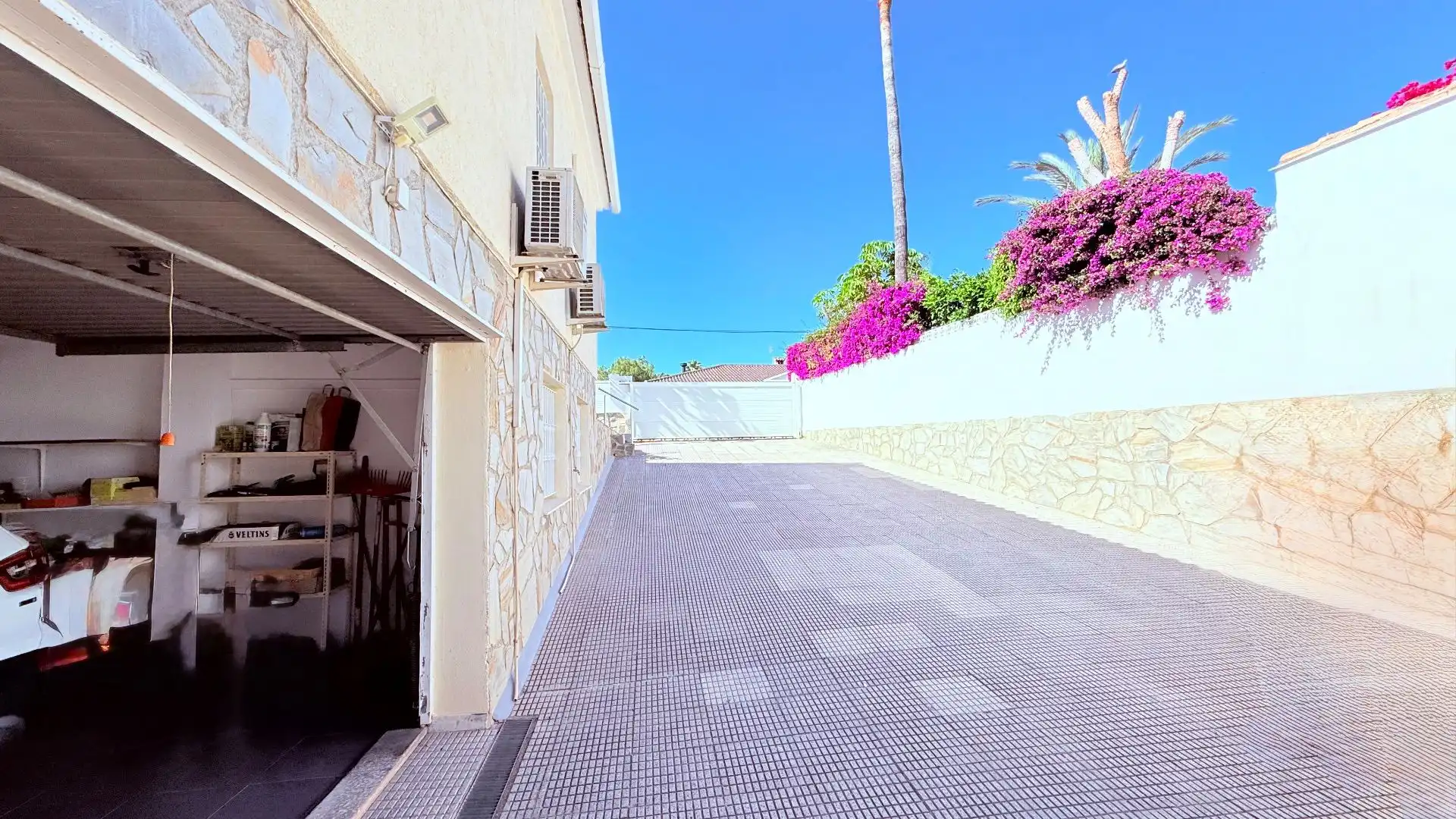 Casa o xalet en venda a Pueblo - Urbanizaciones
