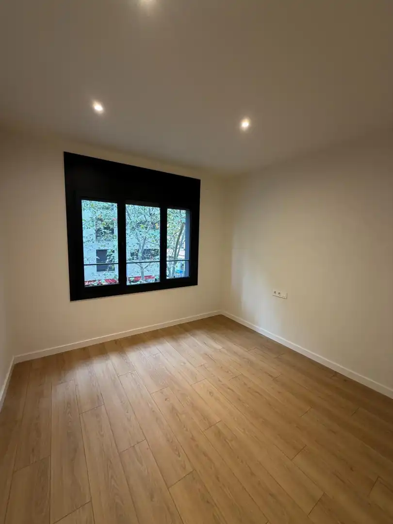 Bedroom of Flat for sale in Sabadell  with Air Conditioner, Heating and Parquet flooring