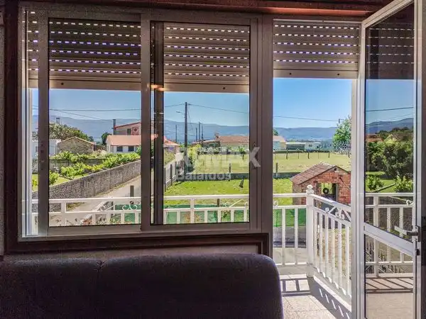 Casa con jardín en venta en Rúa da Guarda, imagen 5