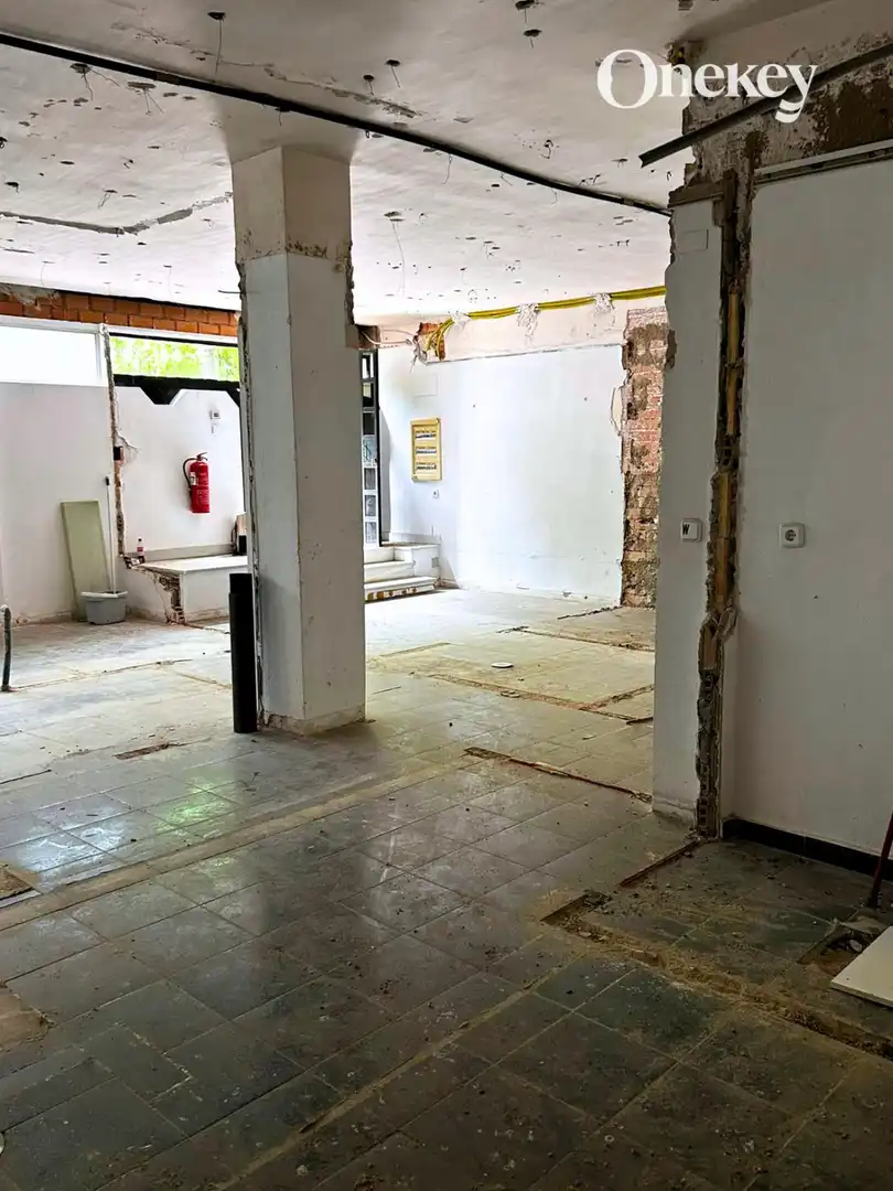 Business premises for sale in Sur, imagen 8